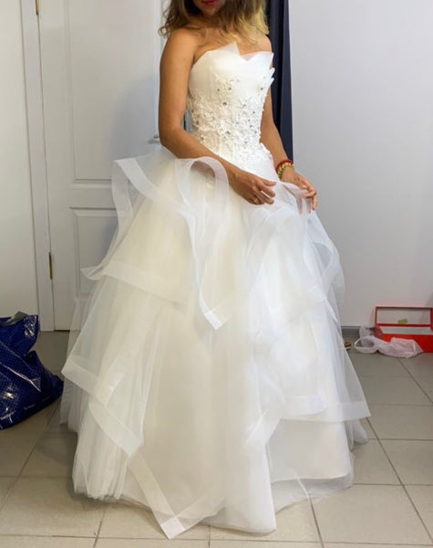 Kera - Vintage White Gown